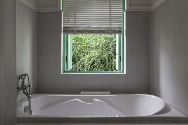 Fiberglass Tub Installation in Fairborn
